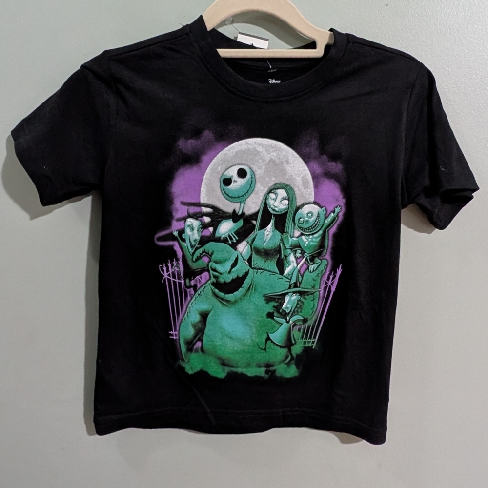 NEW! Disney Graphic NBC T-shirt XS (6) *Q2